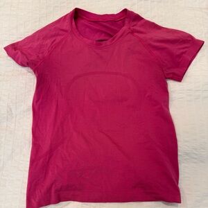 Lululemon hot pink shirt